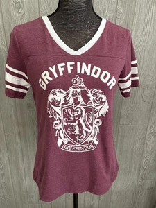 Harry Potter Women Size S Burgundy Vneck Tshirt - Picture 1 of 6