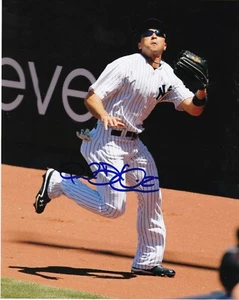 RAUL IBANEZ NEW YORK YANKEES ACTION SIGNED 8x10 - Picture 1 of 1
