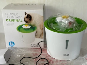 Catit 3 Liter Trinkblumenbrunnen mit Filter Katzennapf - Bild 1 von 7