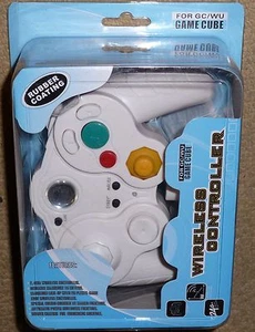 NINTENDO GAMECUBE & WII WIRELESS CONTROLLER GAMEPAD CONTROL PAD BRAND NEW! White - Picture 1 of 3