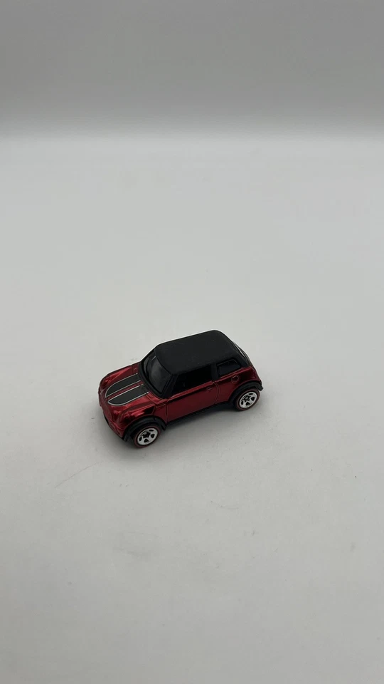 Hot Wheels Classics серия 5 2001 Mini Cooper красный отдельно - Изображение 1 из 4