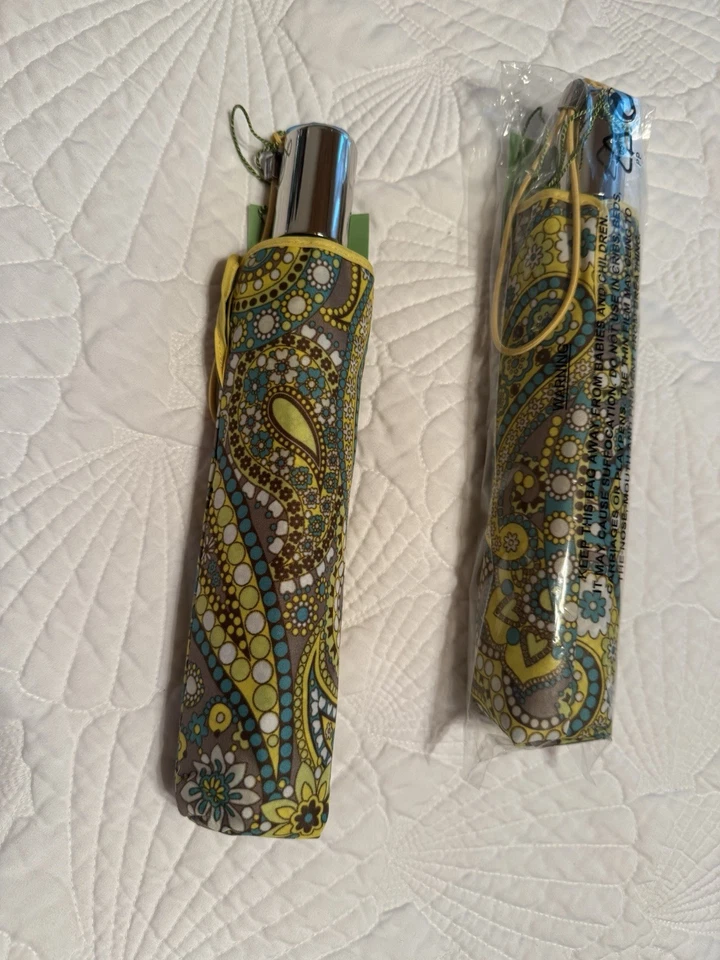 Vera Bradley  “LEMON PARFAIT”  Auto Open/Close Full Size Umbrella. RETIRED-HTF. - Image 1 of 1