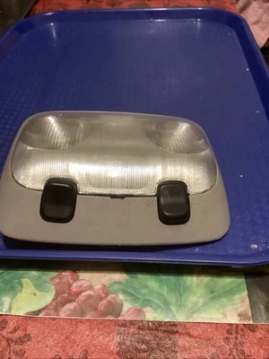 Luz mapa Ford Dome corona Victoria Mustang Explorer Taurus. F17B-13776-ADW Foto 1 de 4