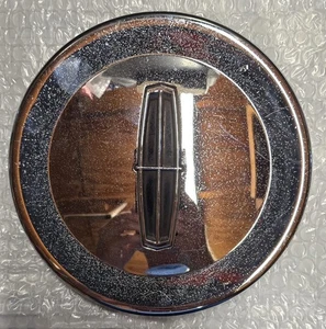 Lincoln Hubcap X1834147-9 SF WCA188 S212-10 - Picture 1 of 13