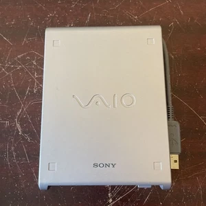 Sony VAIO Lecteur de disquette USB 3,5" PCGA-UFD5 fonctionnel portable externe - Très bon état - Photo 1/6