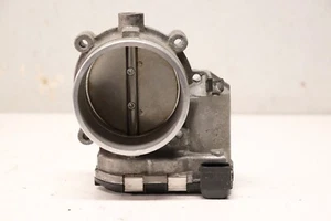 P104109 2003-2006 Porsche Cayenne carrocería del acelerador 4,5 L V8 94860511503 OEM - Imagen 1 de 6