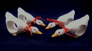 4 White Goose Geese Duck Napkin Rings Holders Red Bow Country Cottage core - Picture 1 of 7