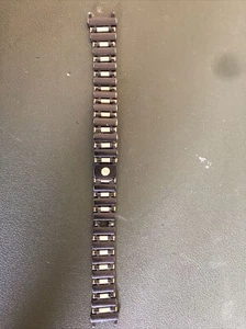 Bulova bracciale nero e giallo vintage - Foto 1 di 9