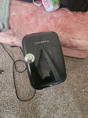 CROWNFUL AEG RKB42511AW Portable Fridge - Black - Image 1 of 3