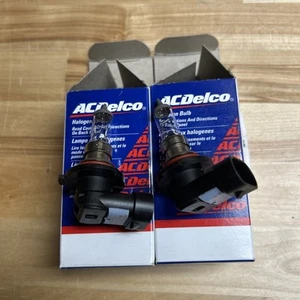 2 NEW Genuine OEM GM/ACDelco 2004-2012 Fog Lamp Bulb L/R 15200611 - Picture 1 of 5
