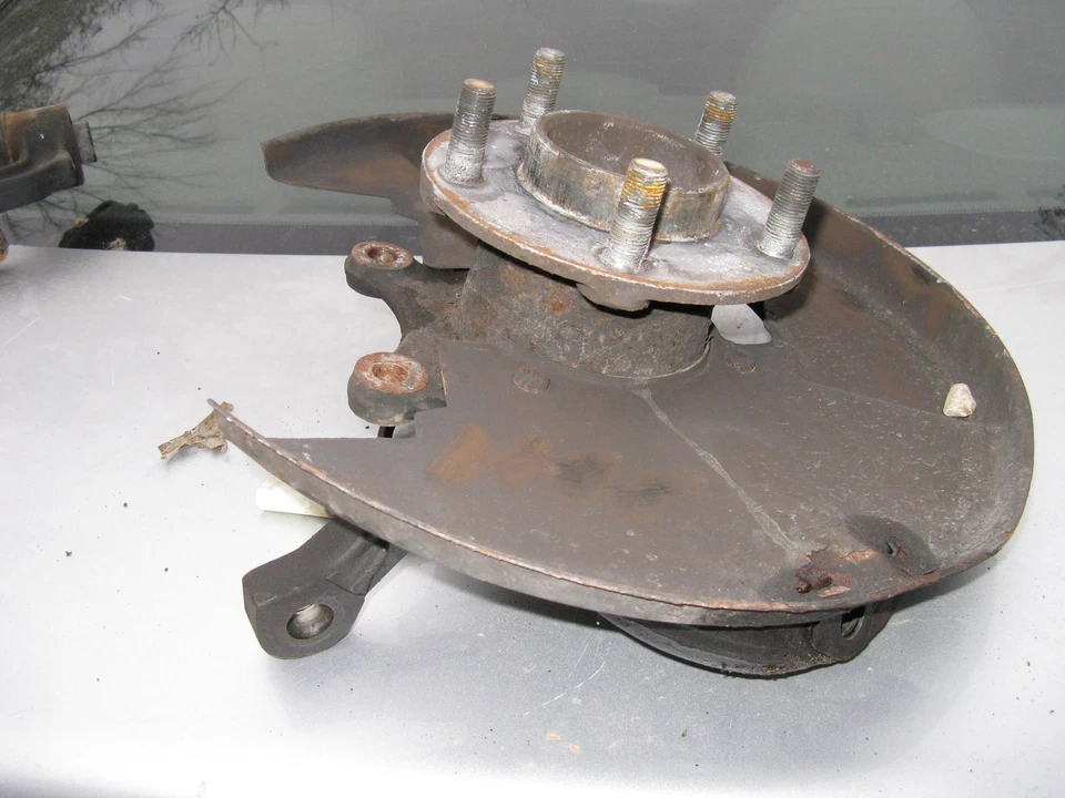 JAGUAR XJ8 VANDEN PLAS BUJE RUEDA DELANTERO DERECHO 1998 99 2000 2001 2002 2003 Foto 1 de 1