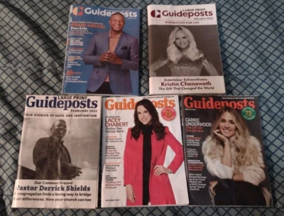 Lot 5 Guideposts Magazine 2020x1, 2021x3, 2022x1 Large Print x2 Carrie Underwood - Image 1 of 2