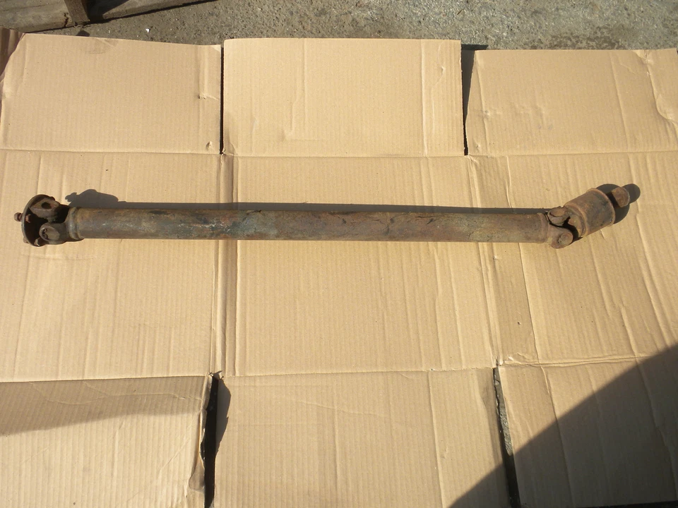 NASH METROPOLITAN DRIVESHAFT USED VINTAGE ORIGINAL COUPE CONVERTIBLE  - Image 1 of 1