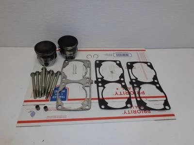 Polaris RMK 800 2011 The Fix Kit Asalto Switchback Rush Pistones, Pernos espaciadores Foto 1 de 4