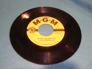 Acquaviva and His Orchestra: Beyond the Next Hill / Tillies Tango MGM 45 RPM  - Imagen 1 de 2