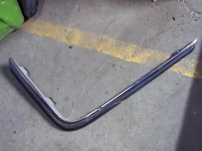 72-80 MERCEDES BENZ W116 PASAJERO DERECHO PARACHOQUES TRASERO PROTECTOR MOLDURA MOLDURA OEM Foto 1 de 4