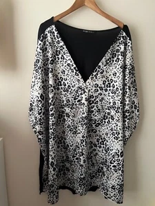 Yours Top Size 34-36 Black Animal Print Short Sleeve Tunic Blouse Formal Occasio - Picture 1 of 10