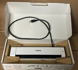 Brother DS-740D Mobile Document Scanner Duplex w/Box & USB Cable - Afbeelding 1 van 3