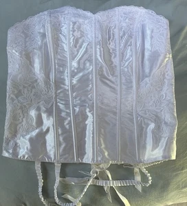 Frederick’s of Hollywood Vintage White Satin & Lace Bustier Corset Size 34 - Picture 1 of 7