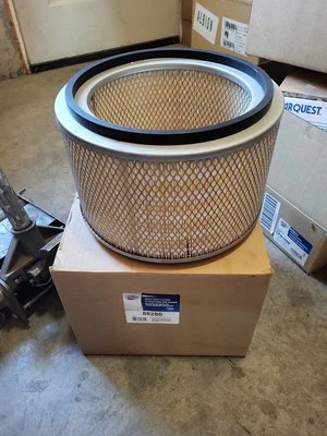 Filtro de aire Carquest 88280 reemplaza GRAINGER4ZWN6 para Ford CT8000 Foto 1 de 3