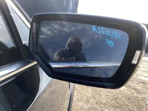 Used Right Door Mirror fits: 2020 Cadillac Ct5 manual folding w/o blind spot ale - Picture 1 of 24