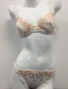 Ladies Embroidery Underwire Lace Bra Brief IntimateSexy Lingerie underwear (im1) - Picture 1 of 9