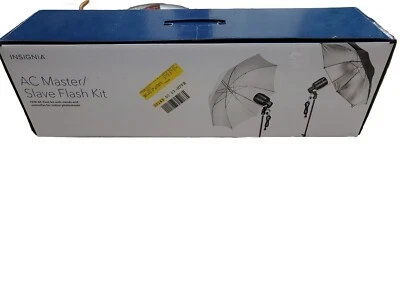 Insignia - AC Master/Slave Flash Kit- N.I.B. Studio Photography Light Kit - Image 1 of 4