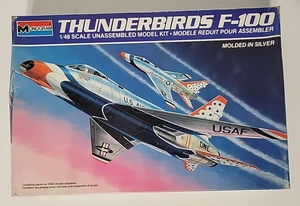 Monogram Thunderbirds F-100 Modellbausatz im Maßstab 1:48 Nr. 5442 - Bild 1 von 11