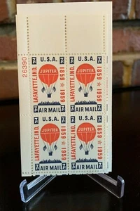 Estampilla de 7 centavos 1959 #C54 Lafayette, en franqueo por correo aéreo de Estados Unidos - bloque de placas de 4 - Imagen 1 de 2
