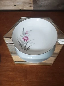 Windsor Rose Fine China of Japan Dinnerware - 1950's - Picture 1 of 36
