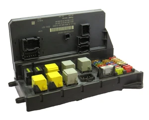 ⭐Caja de Fusibles MERCEDES-BENZ SPRINTER W906 A9065453301 A9065453701 ⭐ - Imagen 1 de 6