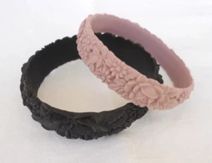 LOTTO 2 BRACCIALI FULL SPOT UNO IN SILICONE NERO E UNO ROSA TAGLIA M - Foto 1 di 4