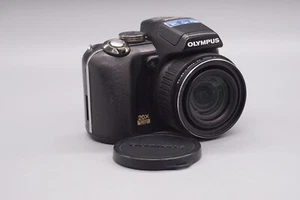 Olympus SP-565 UZ Digitalkamera (1975) - Bild 1 von 5