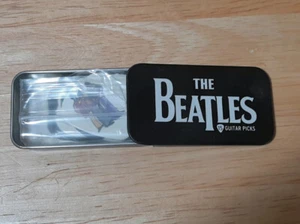 The Beatles Guitar Picks Medium 15 CT VINTAGE - Picture 1 of 1