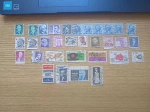 US 1965 32 Stamps 28 different all Used Combine Postage USA - Picture 1 of 3