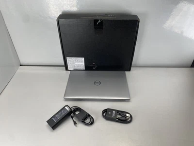 Laptop Dell Latitude 5550 15.6" Intel Core Ultra 5 125U 512GB - Plateada Foto 1 de 4