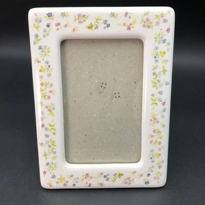 White Ceramic Picture Frame Delicate Pink & Lavender Flowers for 3.5 x 5.5 Photo - Picture 1 of 7