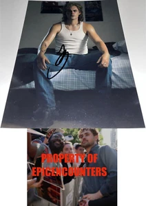 DACRE MONTGOMERY SIGNED STRANGER THINGS BILLY HARGROVE 8X10 PHOTO W/PROOF W/COA - Picture 1 of 3