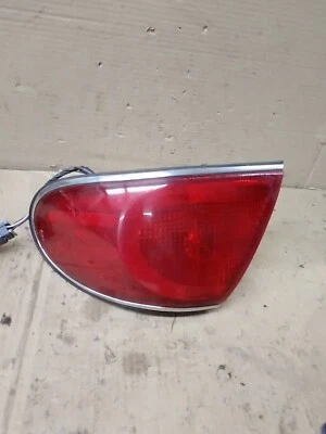 Buick Lesabre LTD 2003 2004 pasajero derecho cuarto panel luz trasera montada Foto 1 de 3