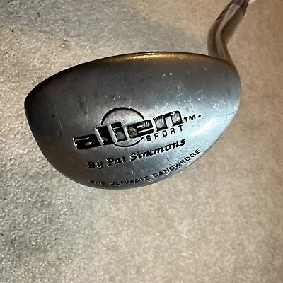 Alien Sport The Ultimate Sand Wedge By Pat Simmons RH Shaft - Image 1 of 4