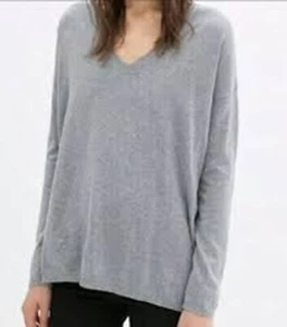 Zara V-Neck Long Sleeve Top Sweater Size XL Light Gray - Picture 1 of 6