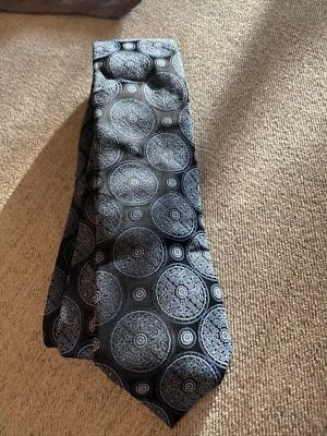 Corbata de hombre de poliéster negra con círculos geométricos azules de Sean Jean Foto 1 de 2