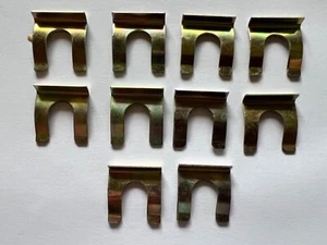 10 x Brake Hose Retaining Clips suit Holden - Picture 1 of 1