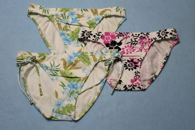 NOVO Lote 3 Calças de Biquíni Branco, Verde, Azul Rosa Preto M Veja as Medidas* - Imagem 1 de 4