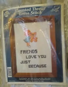 Kit de punto de cruz vintage NMI 5x7 "FRIENDS LOVE YOU JUST BECAUSE" #9560 - Imagen 1 de 5