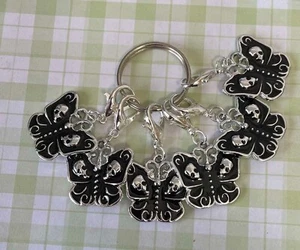 Stitch Marker set of 5 Crochet Knitting markers counters BLACK Butterfly skull - Bild 1 von 1