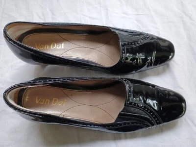 Ladies Smart Classic VAN DAL WINONA Black Patent Leather Court Shoes UK 4.5 EE - Image 1 of 4