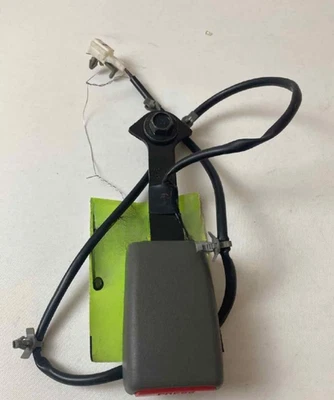 2011-2021 Nissan Frontier Front RH Passenger Seat Belt Buckle Assembly Gray Oem - Imagem 1 de 4