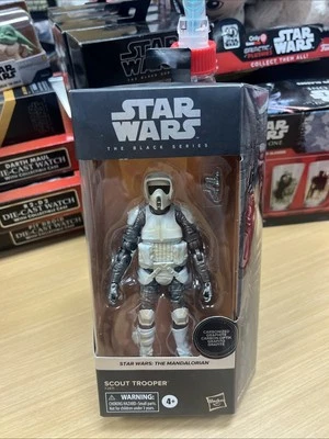 Figura de acción de juguete Star Wars serie negra Scout Trooper mandaloriano carbonizado Foto 1 de 3