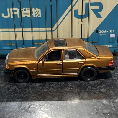 Matchbox Mercedes 300E Custom   Foto 1 de 4